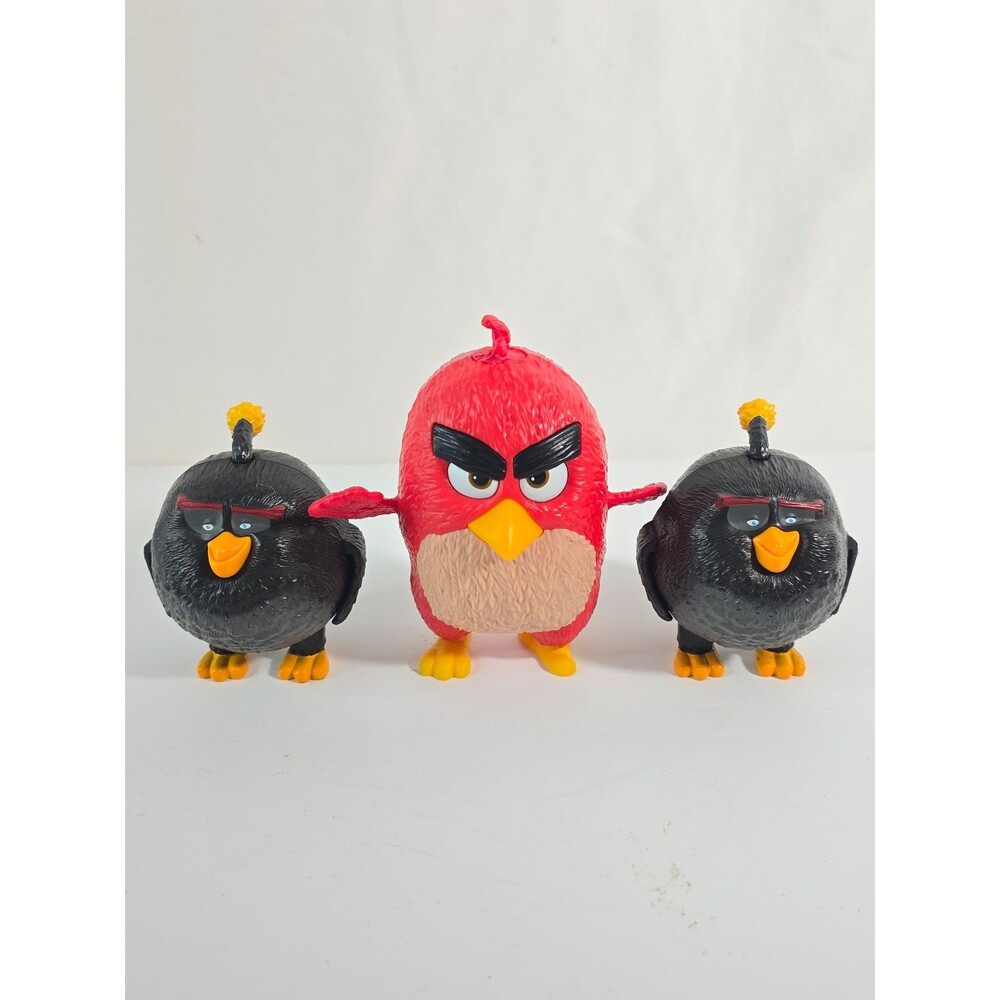 Angry Birds Red and Bomb Action Figures Lot (3)